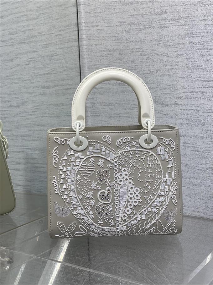 2025228Y1650P222946243