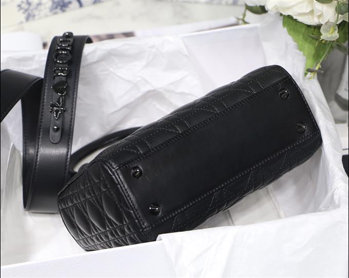 2025228Y750P22255128