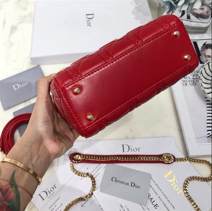 2025228Y600P222946971