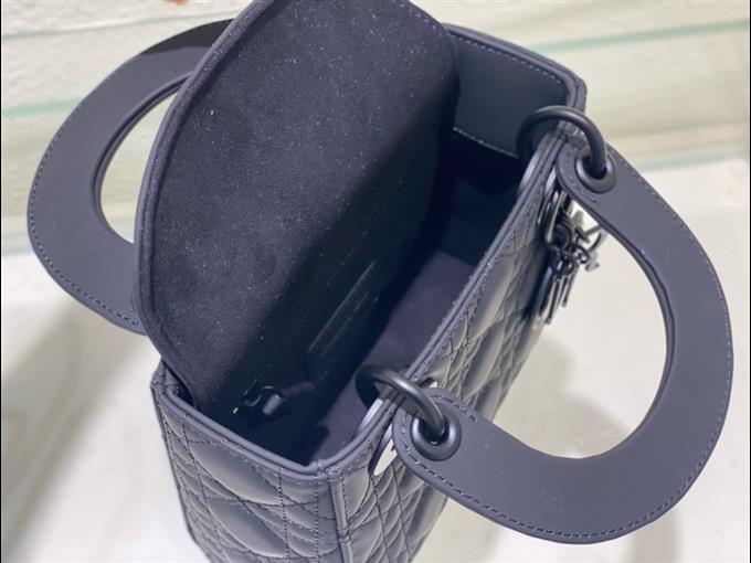 2025228Y650P222948392