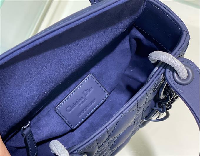 2025228Y650P222948820