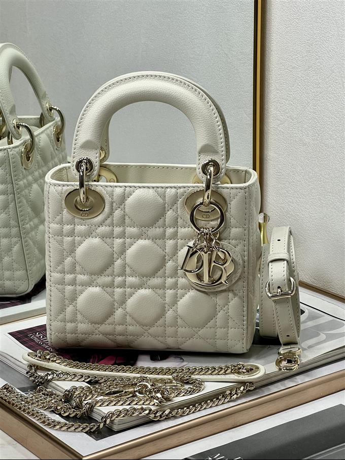 2025228Y650P222949139