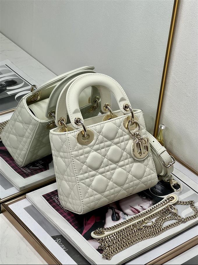 2025228Y650P222949155