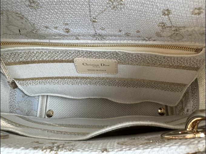 2025228Y650P222949533