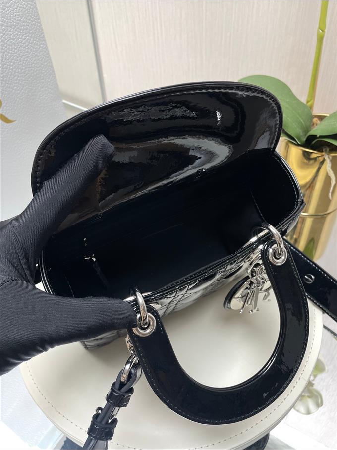 2025228Y650P222950719