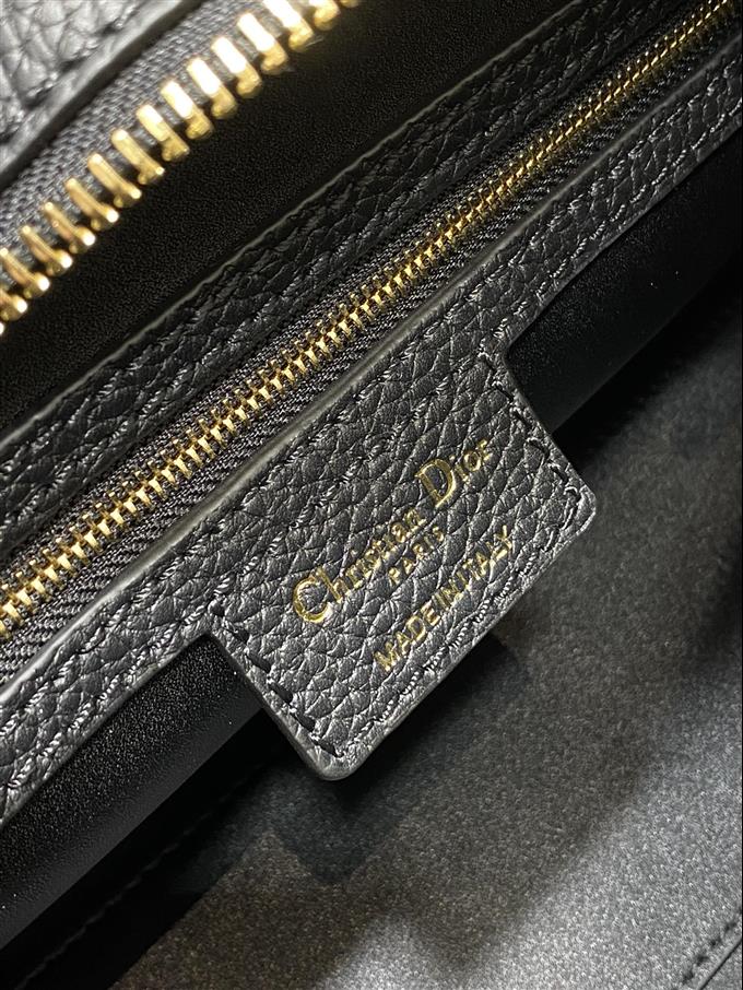 2025228Y750P22242372