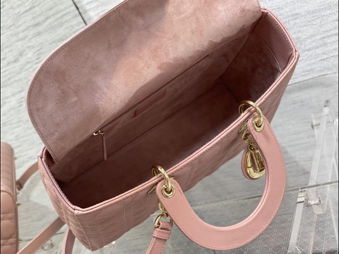 2025228Y880P20591046