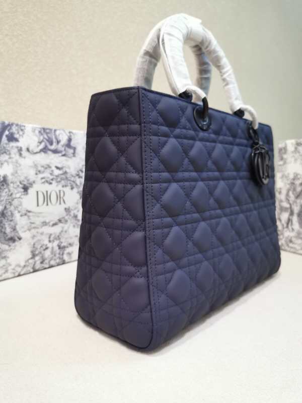 2025228Y880P20599718