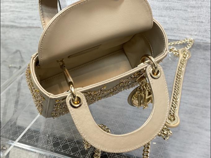 2025228Y1000P222943173