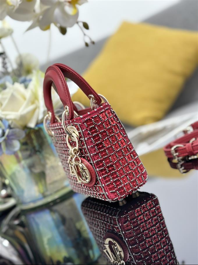 2025228Y1150P222943521