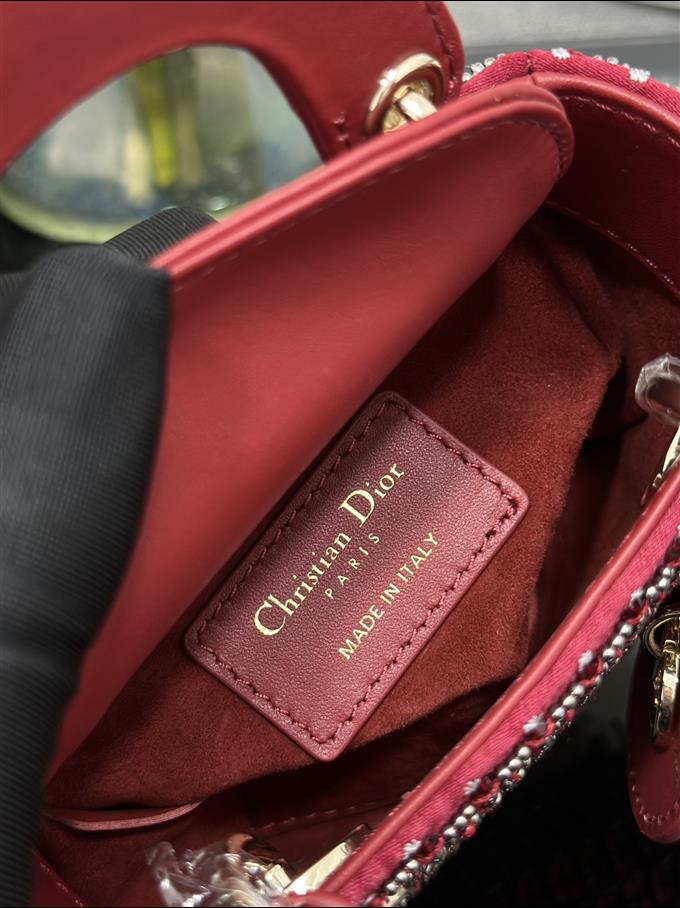 2025228Y1150P222943617