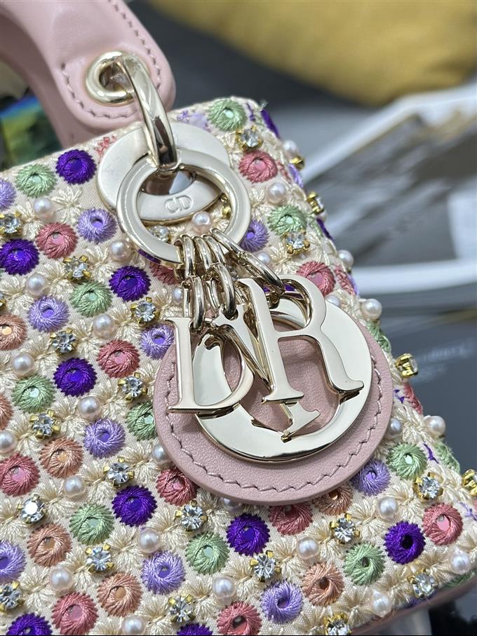 2025228Y1150P222943713