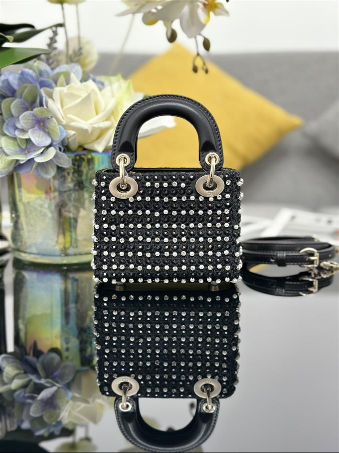 2025228Y1150P222943793