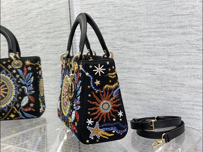 2025228Y1150P222943983