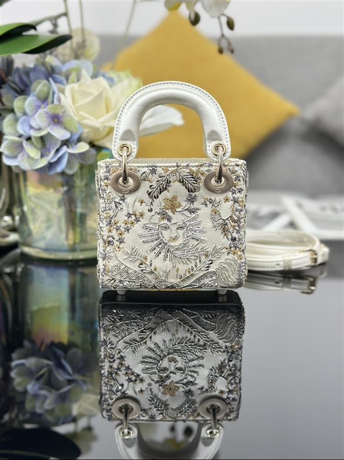 2025228Y1250P222957445