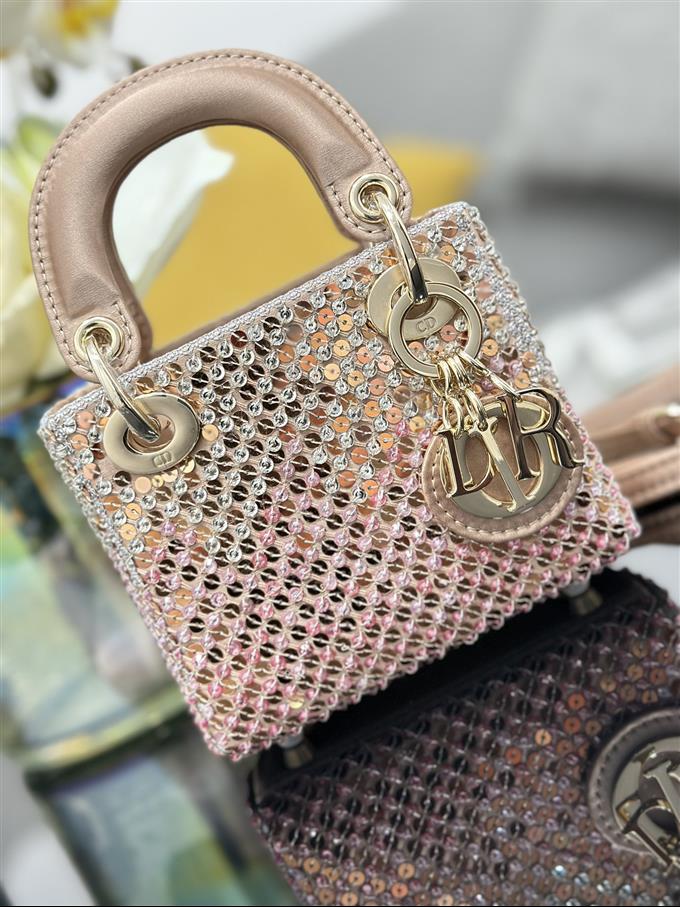 2025228Y1250P222957733