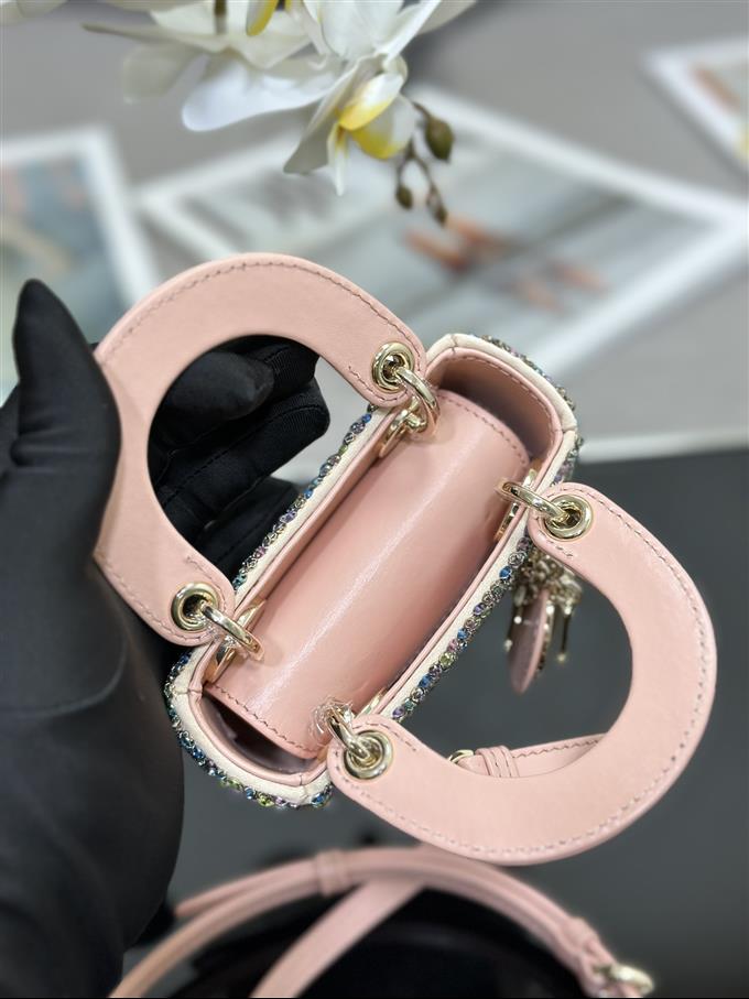 2025228Y1300P222958283