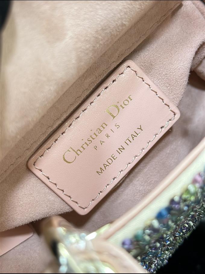 2025228Y1300P222958314