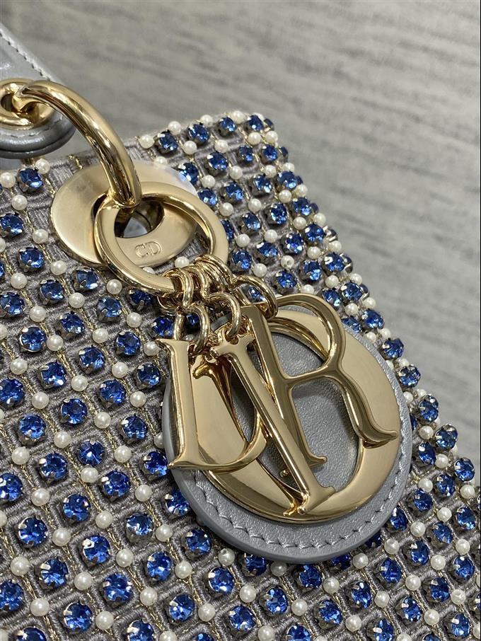 2025228Y1350P222944802