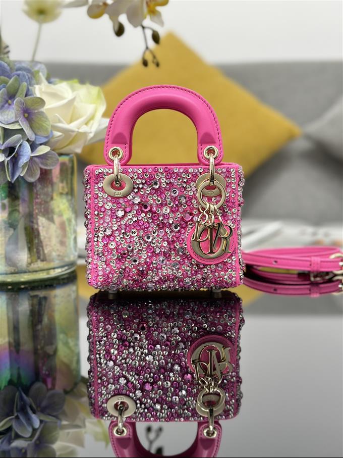 2025228Y1400P222944912