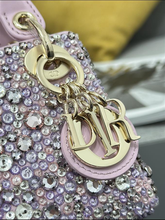 2025228Y1400P222945132