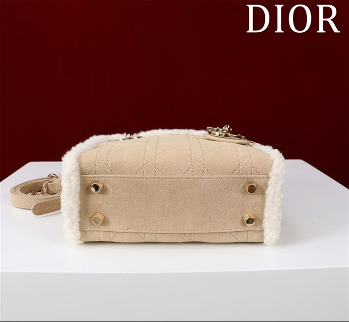 2025228Y850P22295388