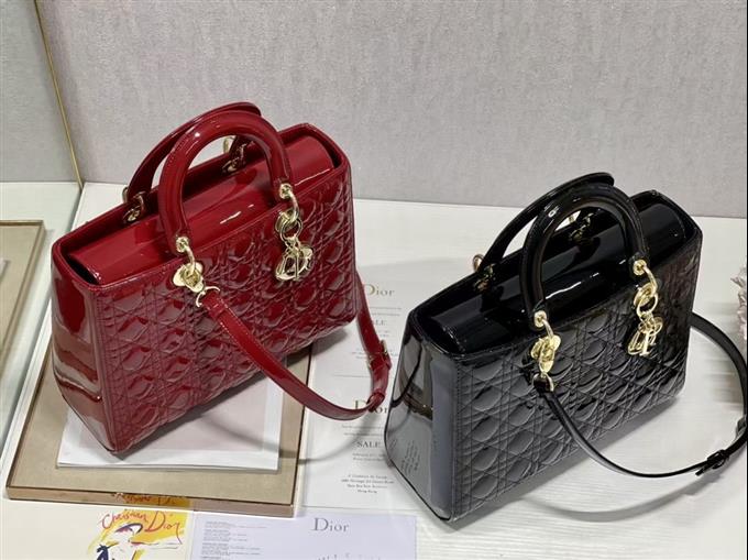 2025228Y880P222953261