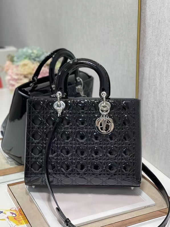 2025228Y880P222953309