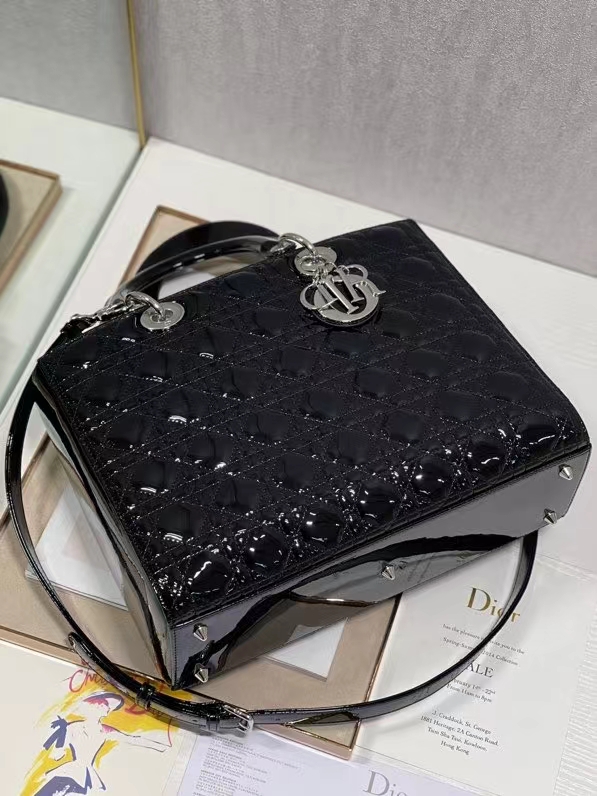 2025228Y880P222953356