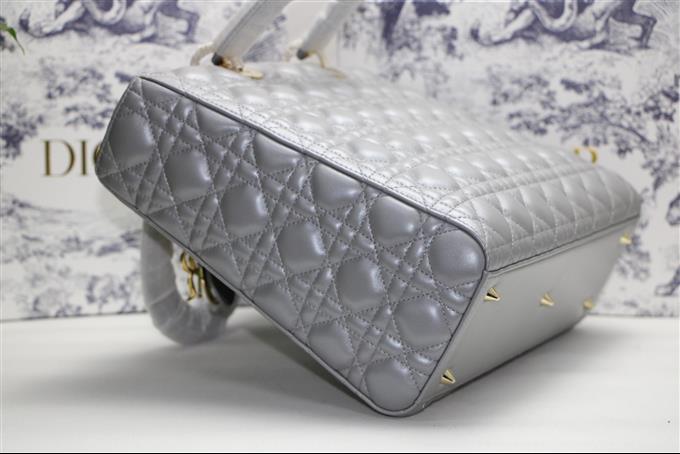 2025228Y880P222953451