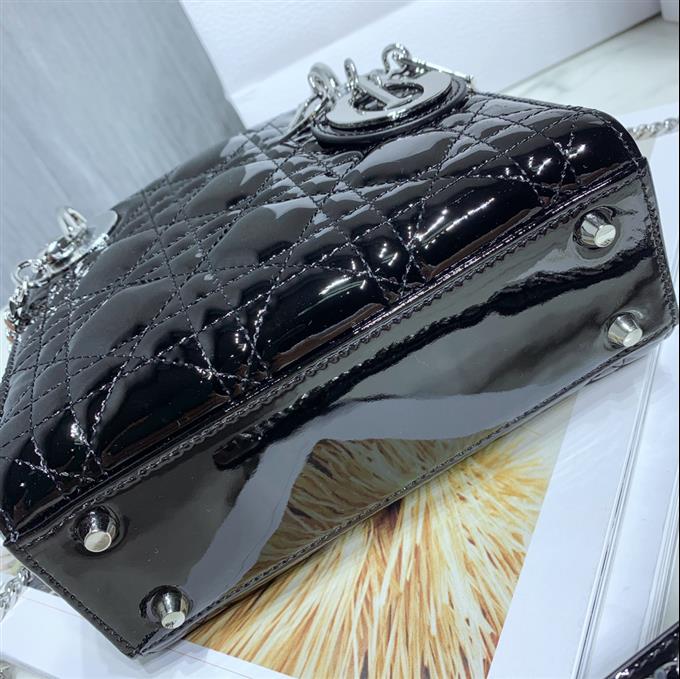 2025228Y900P222953987