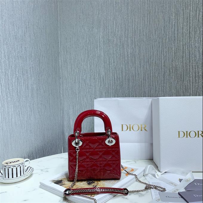 2025228Y900P222954176