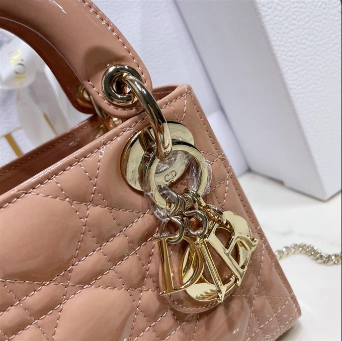 2025228Y900P222954868