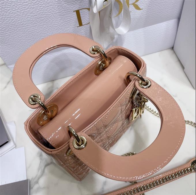 2025228Y900P222954899