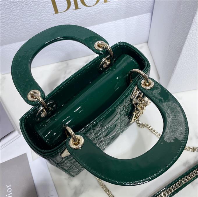 2025228Y900P222955276