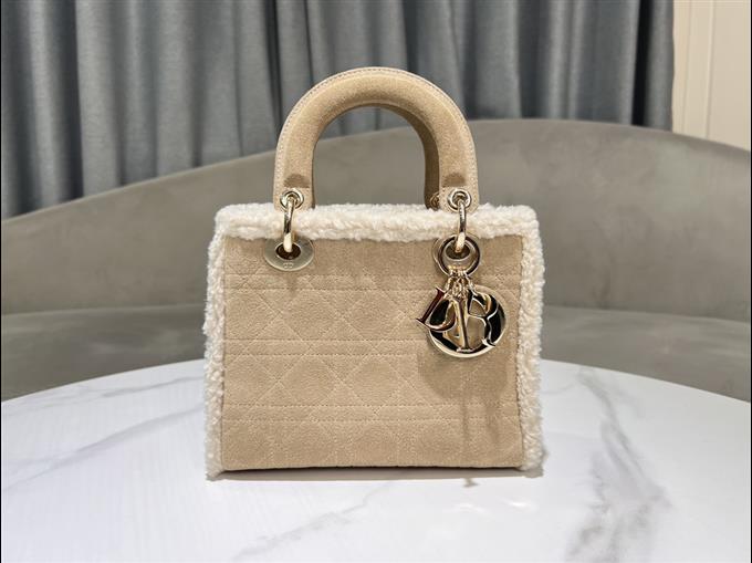 2025228Y900P222955911