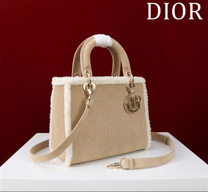 2025228Y900P22295655