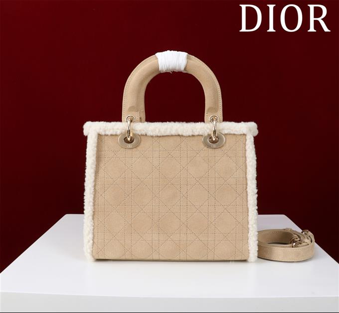 2025228Y900P22295671