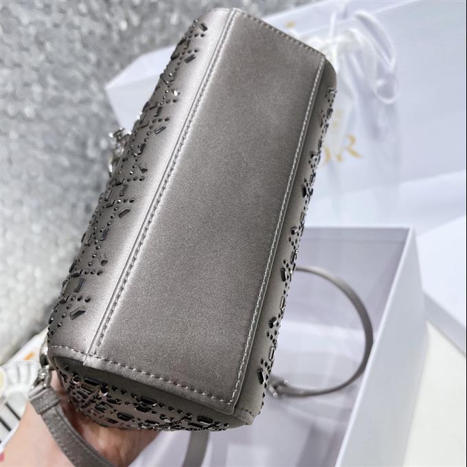 2025228Y950P222956244