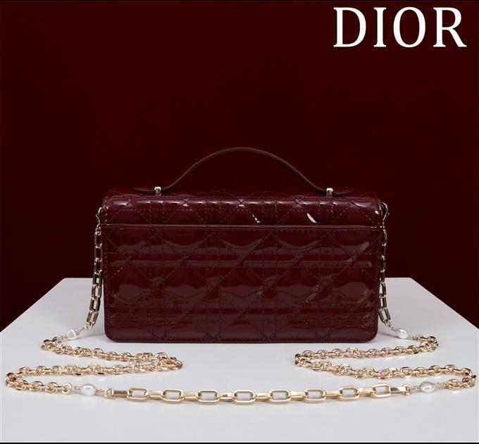 2025228Y600P212910672