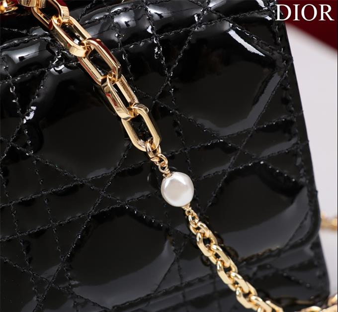 2025228Y600P212910859