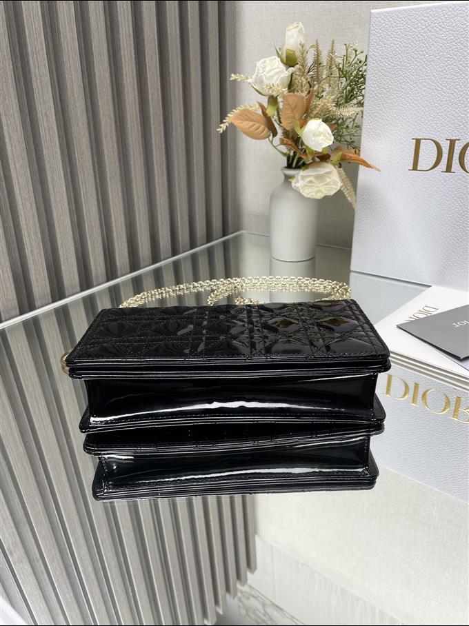 2025228Y600P21296893