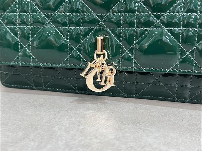 2025228Y600P21297416