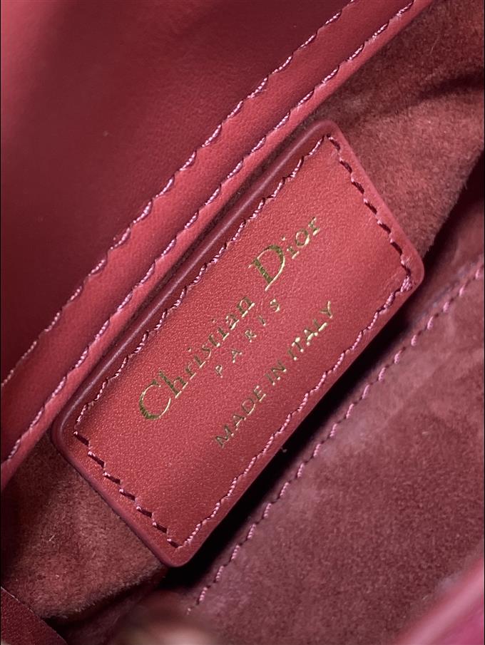 2025228Y1180P212420720