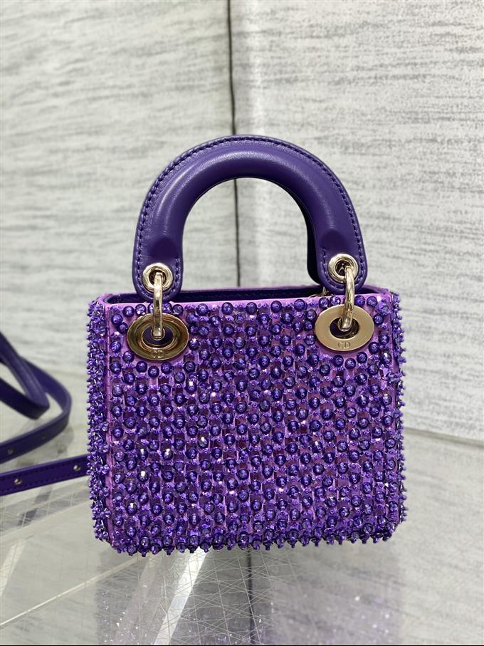 2025228Y1250P212420800