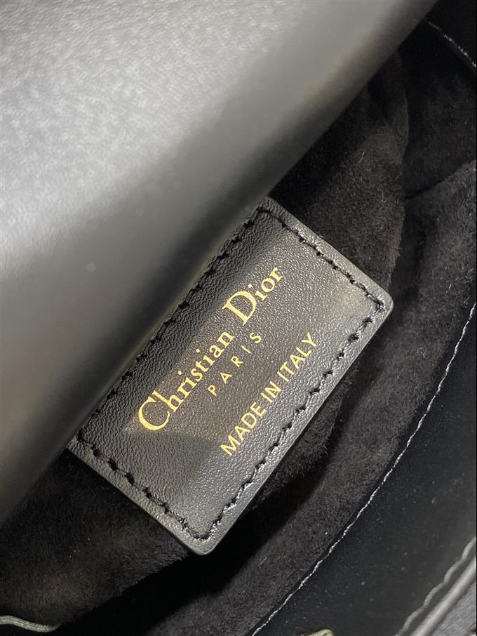 2025228Y1250P2124218