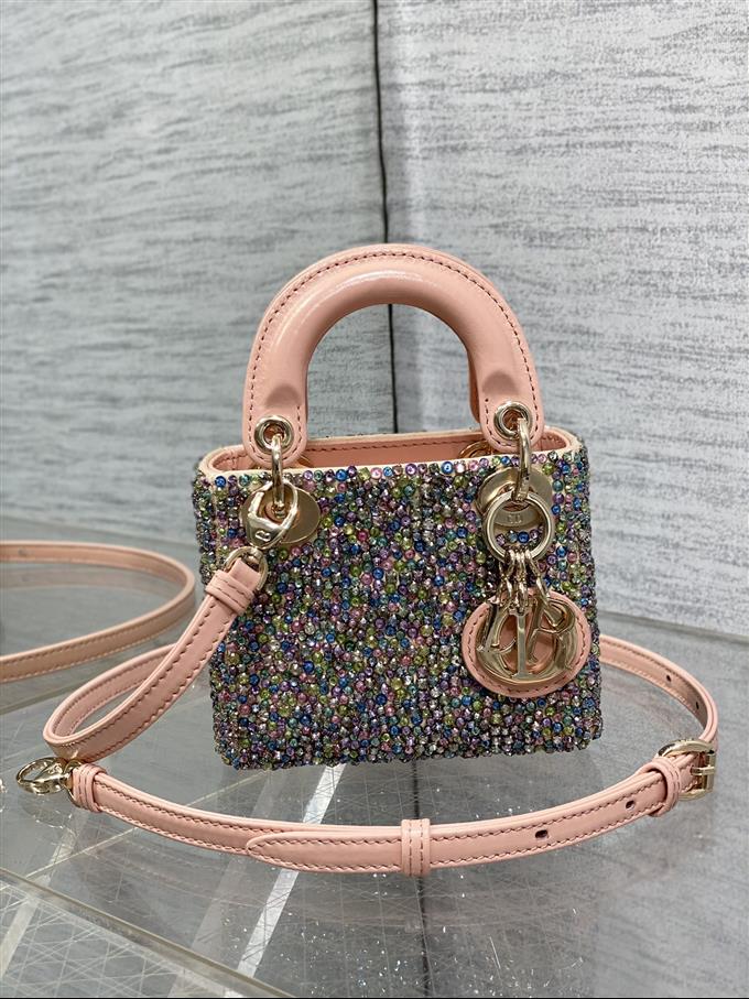 2025228Y1350P212421305