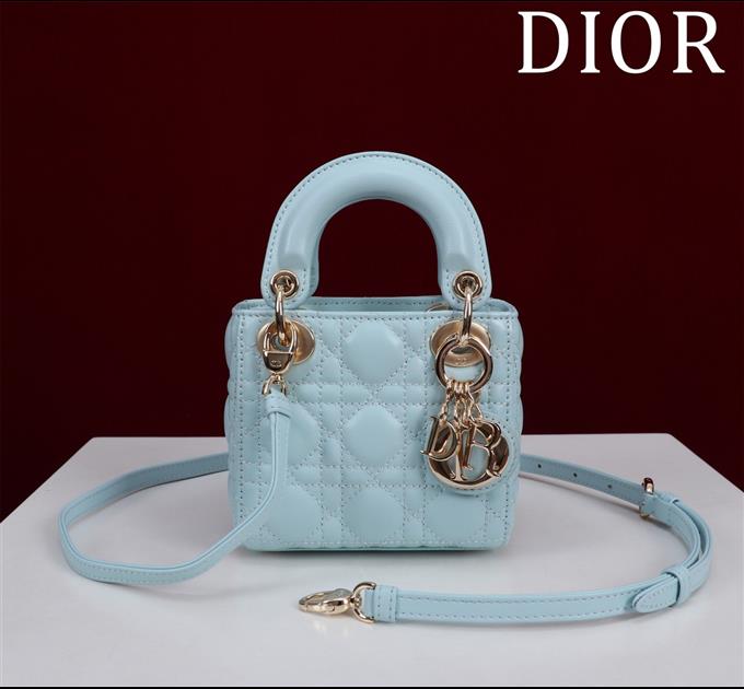 2025228Y580P212424236