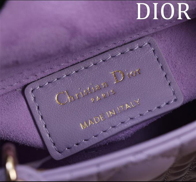 2025228Y580P212424469