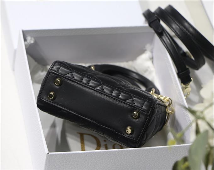 2025228Y580P21303330